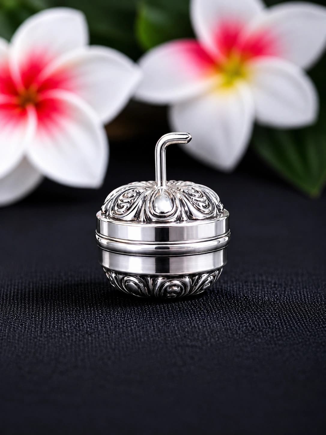 Silver Kumkum Box - 5g — image 1